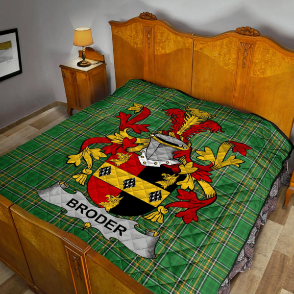 Broder Or O'Broder Irish Family Crest Premium Quilt - Irish National Tartan - Image 2