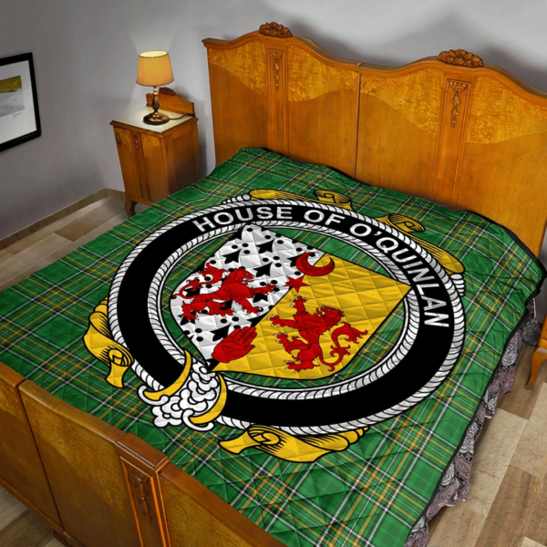 House Of O'Quinlan Irish Family Crest Premium Quilt - Irish National Tartan - Image 2