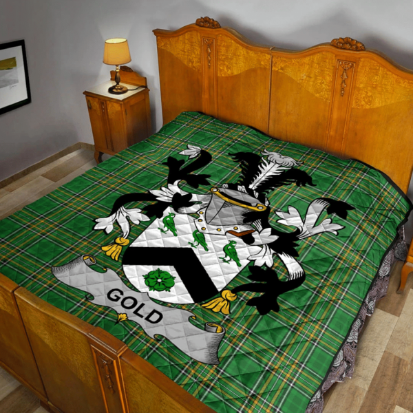 Gold Irish Family Crest Premium Quilt - Irish National Tartan - Image 2