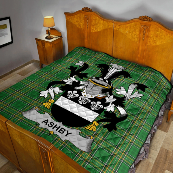 Ashby Irish Family Crest Premium Quilt - Irish National Tartan - Image 2