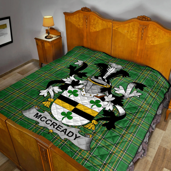 Mccready Or Mccreadie Irish Family Crest Premium Quilt - Irish National Tartan - Image 2