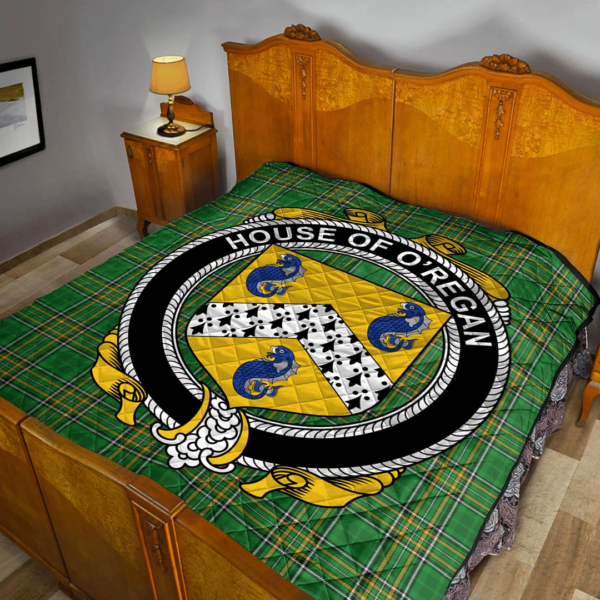 House Of O'Regan Irish Family Crest Premium Quilt - Irish National Tartan - Image 2