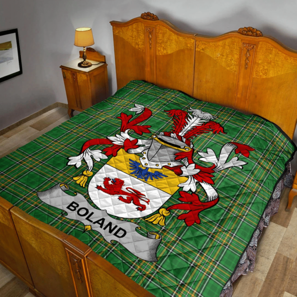 Boland Or O'Boland Irish Family Crest Premium Quilt - Irish National Tartan - Image 2