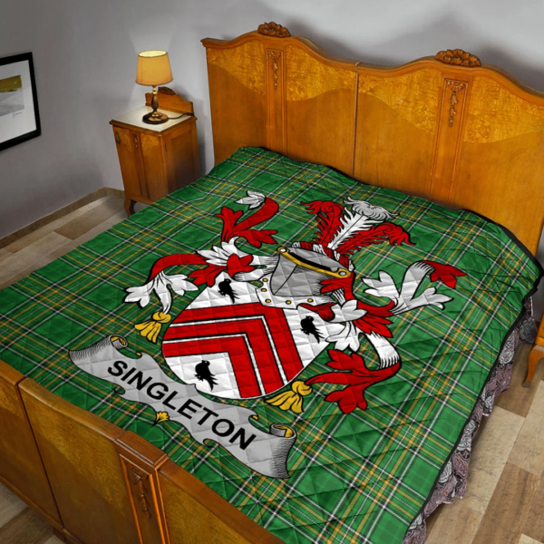 Singleton Irish Family Crest Premium Quilt - Irish National Tartan - Image 2