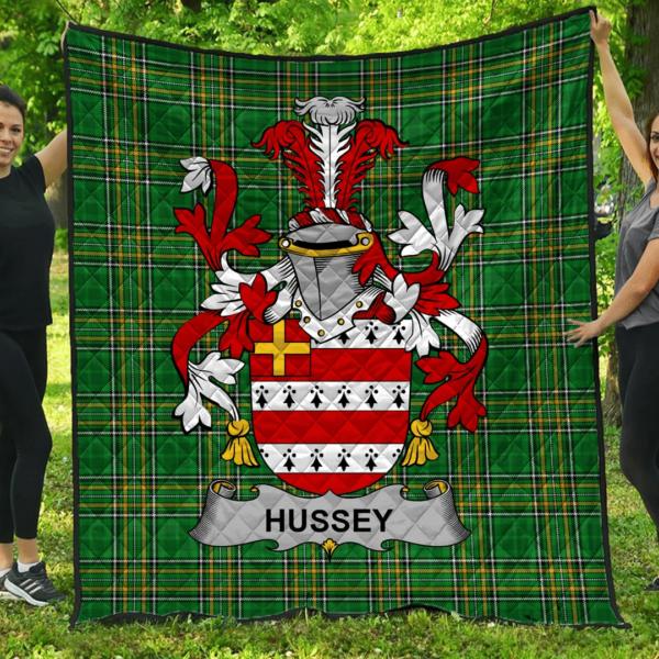 Hussey Or O'Hosey Irish Family Crest Premium Quilt - Irish National Tartan