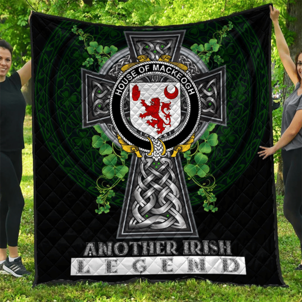 House of MACKEOGH Irish Family Crest Premium Quilt - Irish Legend