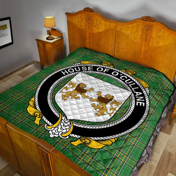 House Of O'Cullane (Or Collins) Irish Family Crest Premium Quilt - Irish National Tartan - Image 2