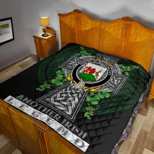 House of MACDONLEVY Irish Family Crest Premium Quilt - Irish Legend - Image 2