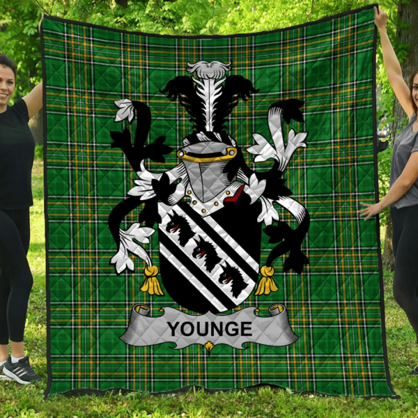 Younge Irish Family Crest Premium Quilt - Irish National Tartan