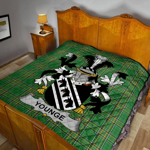 Younge Irish Family Crest Premium Quilt - Irish National Tartan - Image 2