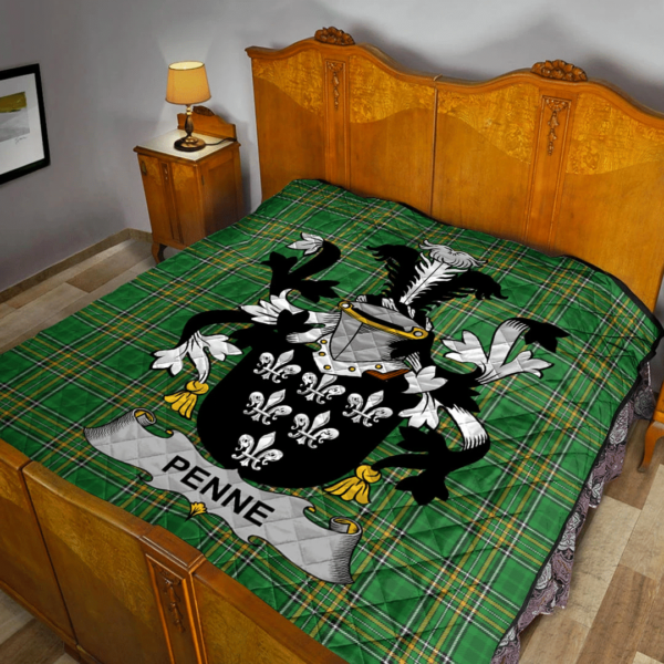 Penne Or Penn Irish Family Crest Premium Quilt - Irish National Tartan - Image 2