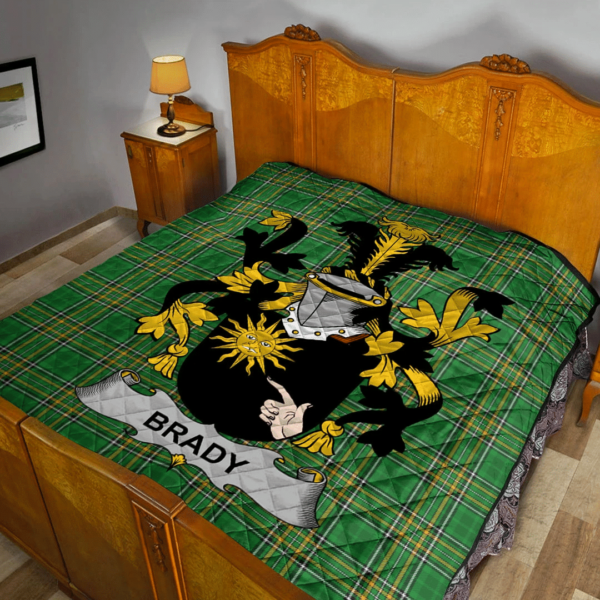 Brady Or Mcbrady Irish Family Crest Premium Quilt - Irish National Tartan - Image 2