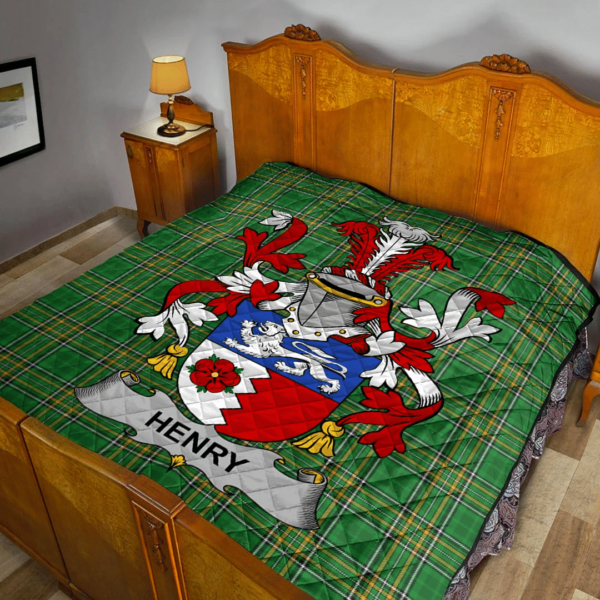 Henry Or O'Henry Irish Family Crest Premium Quilt - Irish National Tartan - Image 2