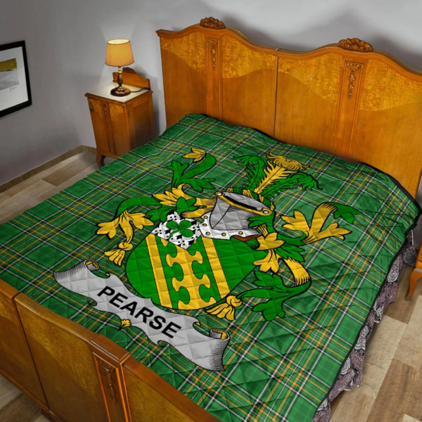 Pearse Irish Family Crest Premium Quilt - Irish National Tartan - Image 2