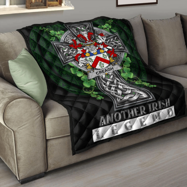 Creagh Irish Family Crest Premium Quilt - Irish Legend - Image 3