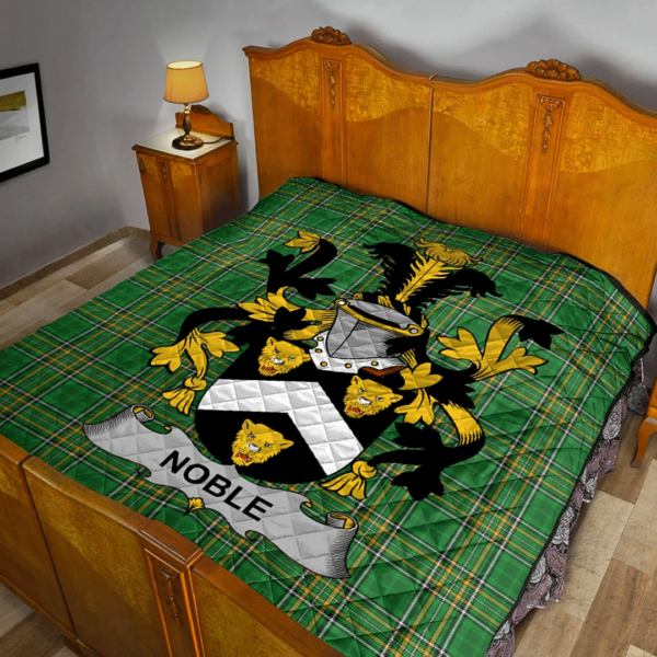 Noble Irish Family Crest Premium Quilt - Irish National Tartan - Image 2