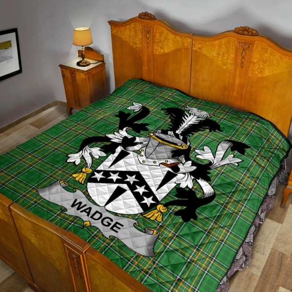 Wadge Irish Family Crest Premium Quilt - Irish National Tartan - Image 2