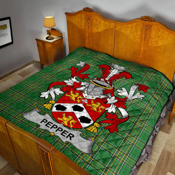 Pepper Irish Family Crest Premium Quilt - Irish National Tartan - Image 2