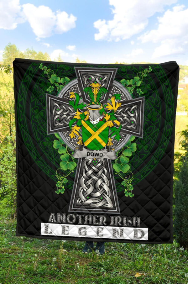 Dowd or O'Dowd Ireland Premium Quilt Family Crest Ireland Legend - Image 4