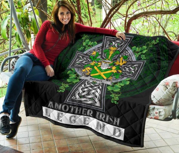 Dowd or O'Dowd Ireland Premium Quilt Family Crest Ireland Legend - Image 7