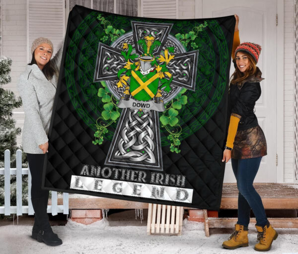 Dowd or O'Dowd Ireland Premium Quilt Family Crest Ireland Legend - Image 2