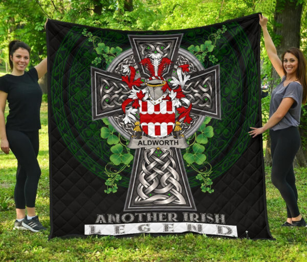 Aldworth Ireland Premium Quilt Family Crest Ireland Legend