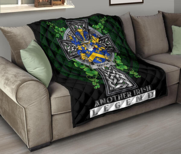 Gough Ireland Premium Quilt Family Crest Ireland Legend - Image 9