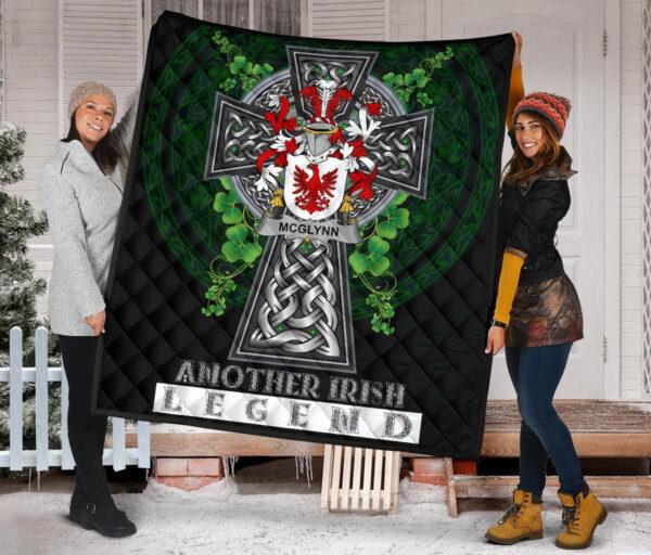 McGlynn or Glynn Ireland Premium Quilt Family Crest Ireland Legend - Image 2