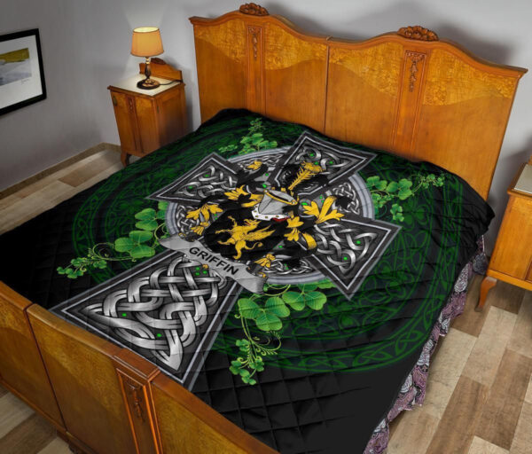 Griffin or O'Griffy Ireland Premium Quilt Family Crest Ireland Legend - Image 11