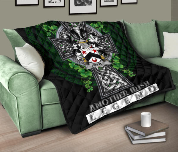 Arnott Ireland Premium Quilt Family Crest Ireland Legend - Image 10