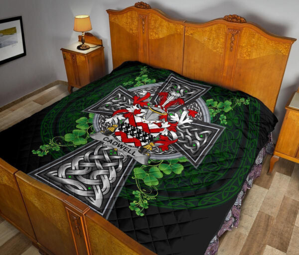 Cadwell or Caddell Ireland Premium Quilt Family Crest Ireland Legend - Image 11