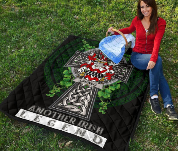 Cadwell or Caddell Ireland Premium Quilt Family Crest Ireland Legend - Image 6