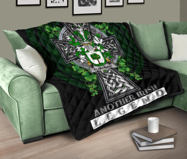 Flanagan or O'Flanagan Ireland Premium Quilt Family Crest Ireland Legend - Image 10