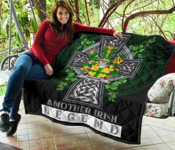 Noone or O'Noone Ireland Premium Quilt Family Crest Ireland Legend - Image 7