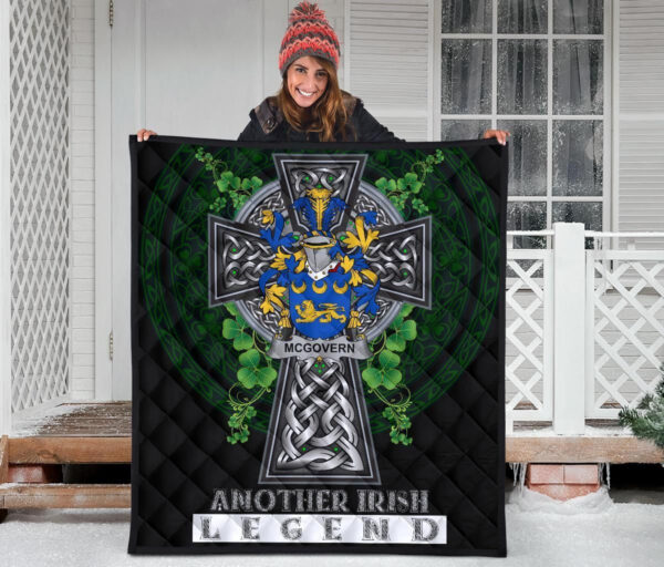 McGovern or McGauran Ireland Premium Quilt Family Crest Ireland Legend - Image 3