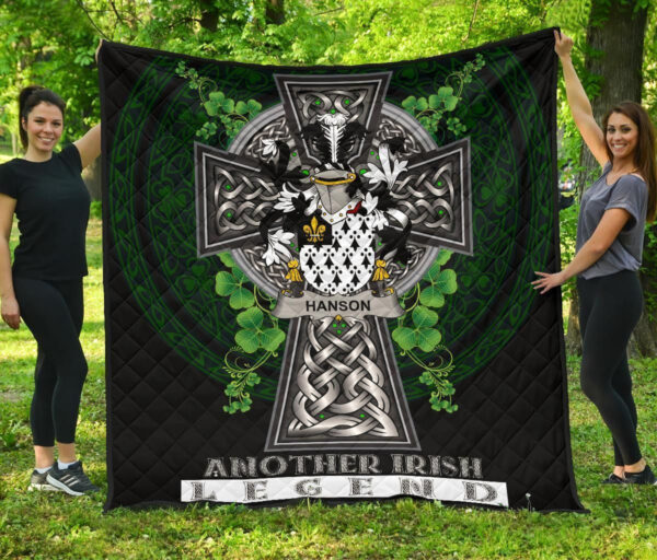 Hanson or O'Hanson Ireland Premium Quilt Family Crest Ireland Legend