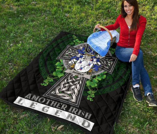 Hanna or O'Hanna Ireland Premium Quilt Family Crest Ireland Legend - Image 6