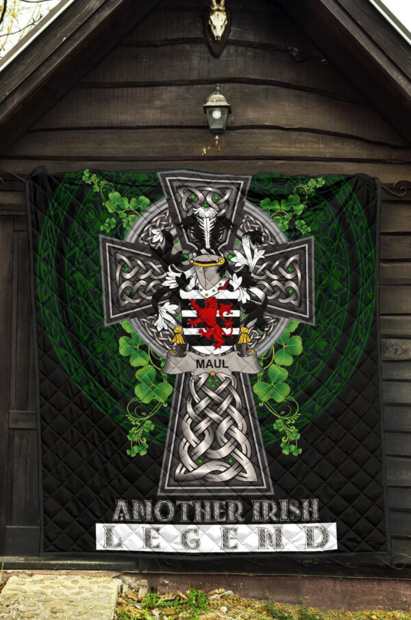 Maul or Maule Ireland Premium Quilt Family Crest Ireland Legend - Image 5