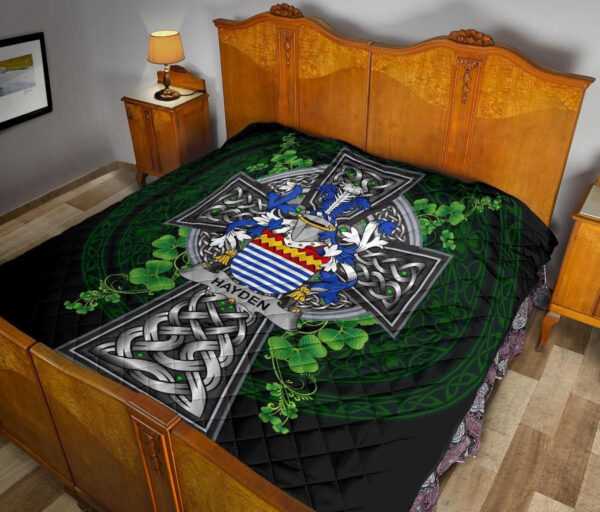 Hayden or O'Hayden Ireland Premium Quilt Family Crest Ireland Legend - Image 11