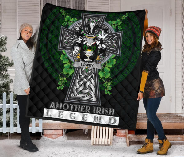 Lowry or Lavery Ireland Premium Quilt Family Crest Ireland Legend - Image 2