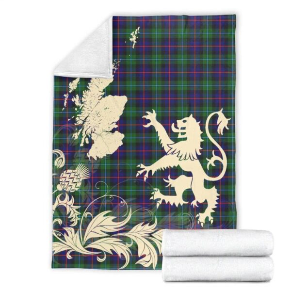 Campbell of Cawdor Modern Clan Blanket, Scottish Tartan Campbell of Cawdor Modern Clans Blanket Thistle Map Style