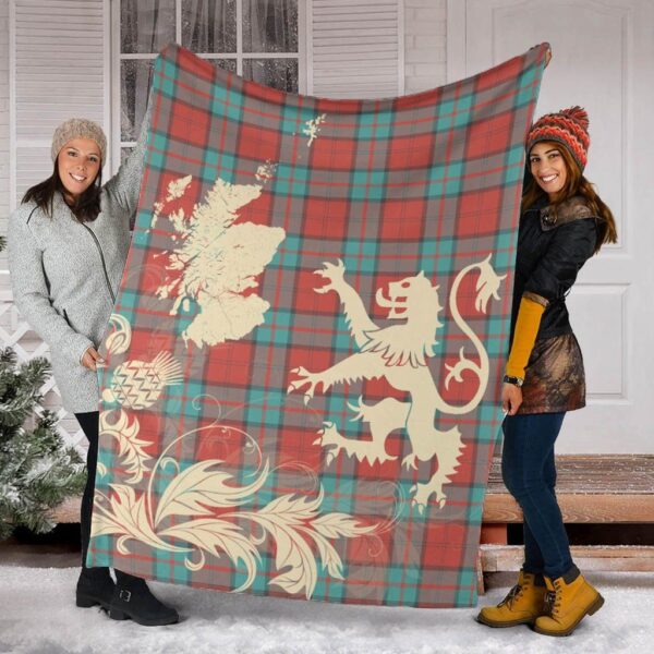 Dunbar Ancient Clan Blanket, Scottish Tartan Dunbar Ancient Clans Blanket Thistle Map Style - Image 2