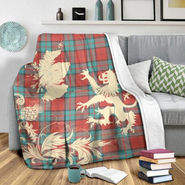 Dunbar Ancient Clan Blanket, Scottish Tartan Dunbar Ancient Clans Blanket Thistle Map Style - Image 3