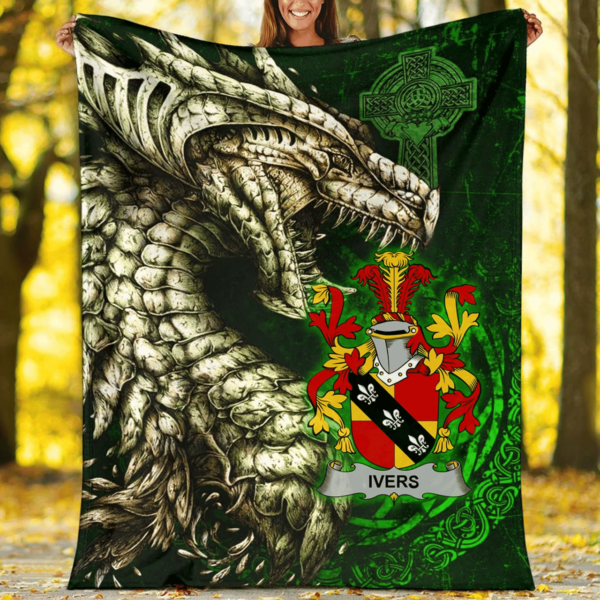 Ireland Premium Blanket - Ivers Family Crest Blanket - Dragon Claddagh Cross