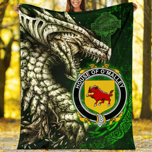 Ireland Premium Blanket - House of O'MALLEY Family Crest Blanket - Dragon Claddagh Cross