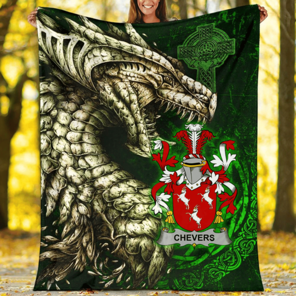 Ireland Premium Blanket - Chevers Family Crest Blanket - Dragon Claddagh Cross