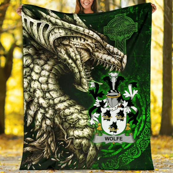 Ireland Premium Blanket - Wolfe Family Crest Blanket - Dragon Claddagh Cross