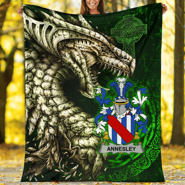 Ireland Premium Blanket - Annesley Family Crest Blanket - Dragon Claddagh Cross