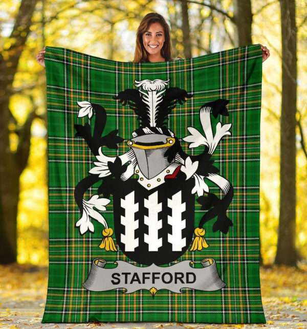 Ireland Premium Blanket - Stafford Ireland Blanket Irish National Tartan - Image 5