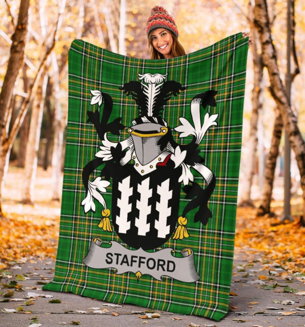 Ireland Premium Blanket - Stafford Ireland Blanket Irish National Tartan - Image 4